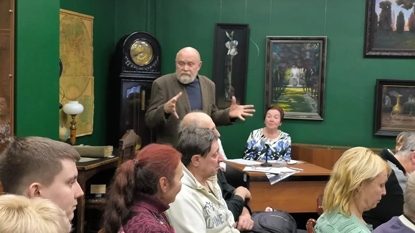 Поэтический октябрь: листопады и преодоления в русской лирике