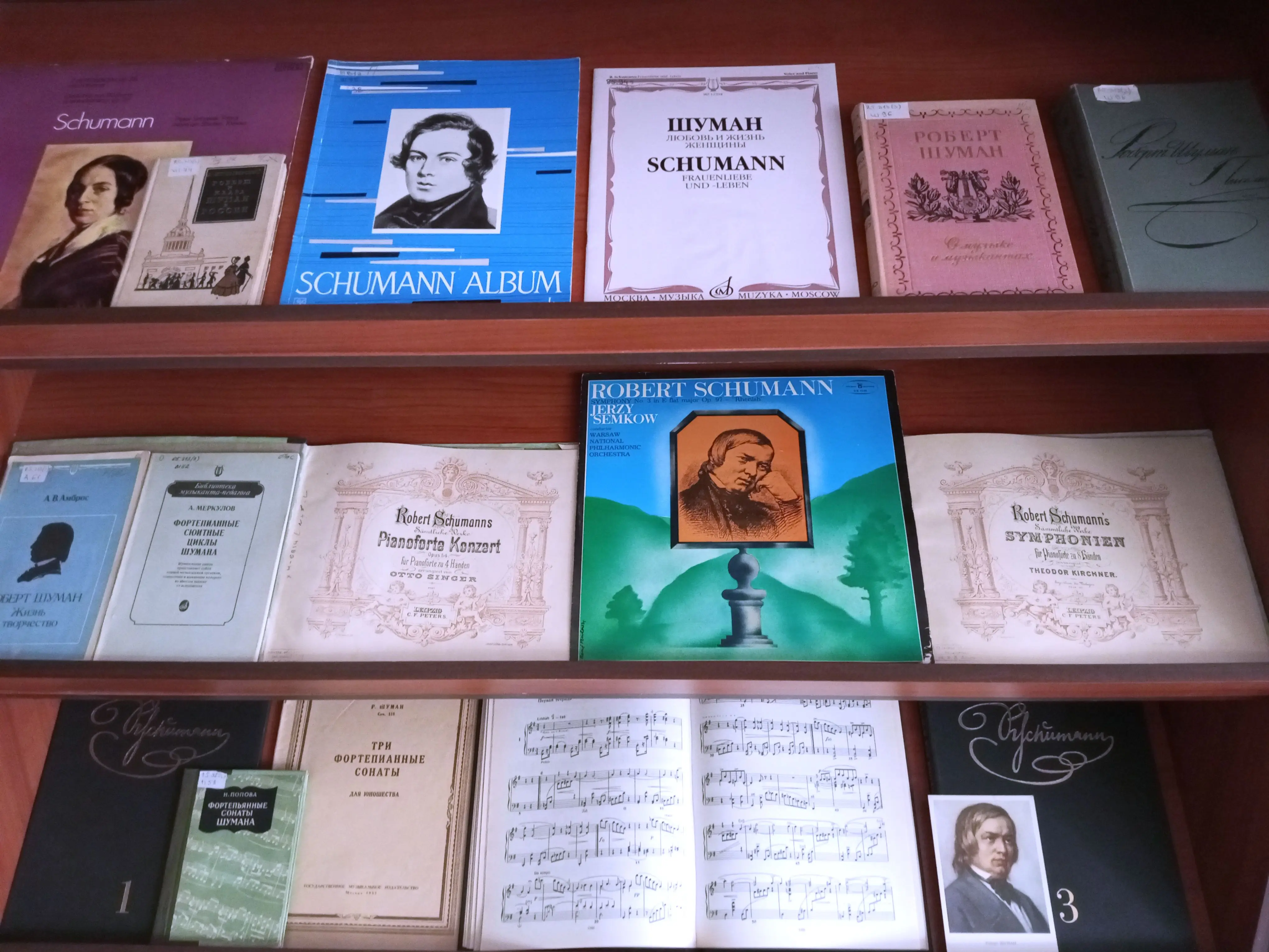 Талант работает, гений творит