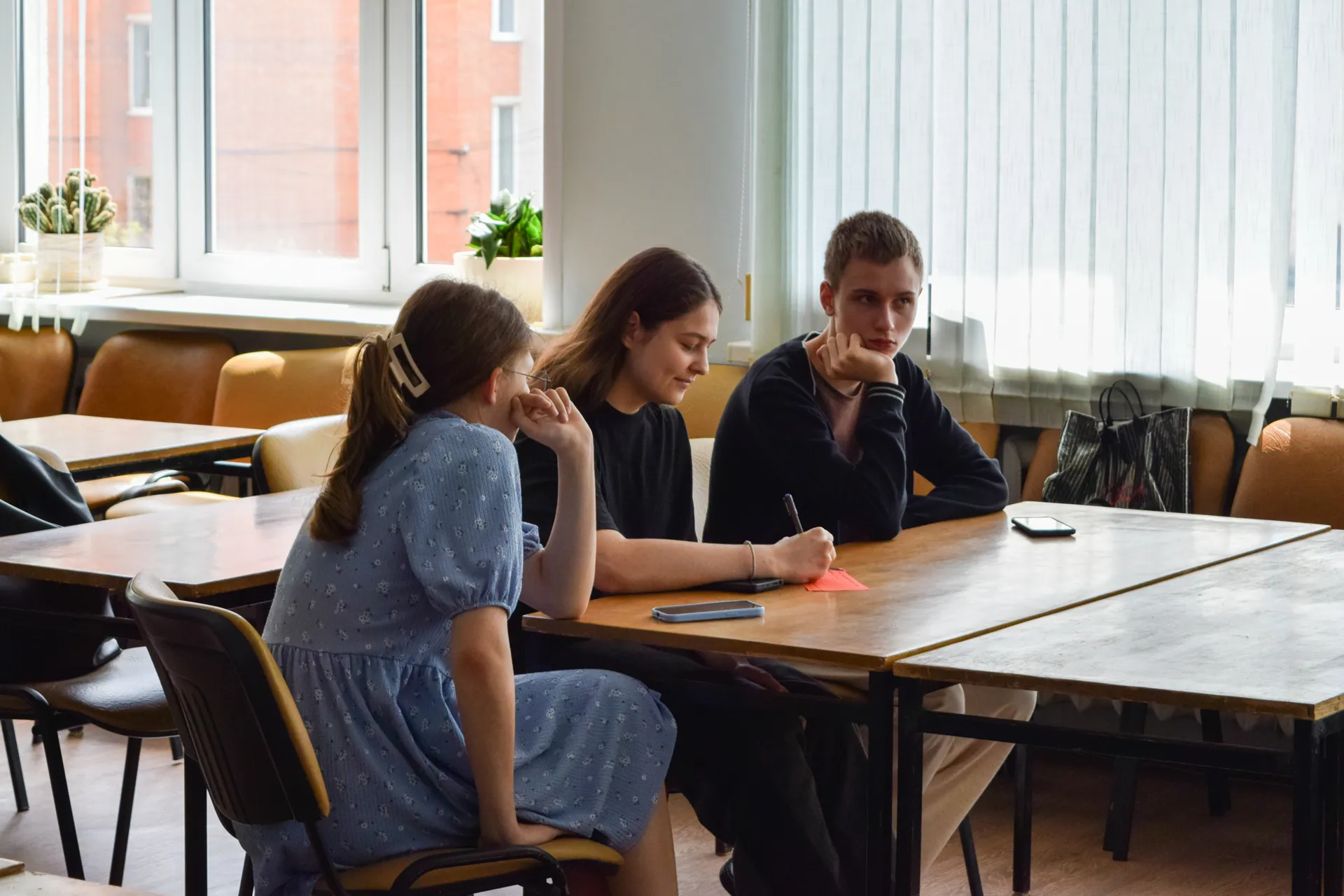 Музыкальный квиз «Угадай мелодию!»