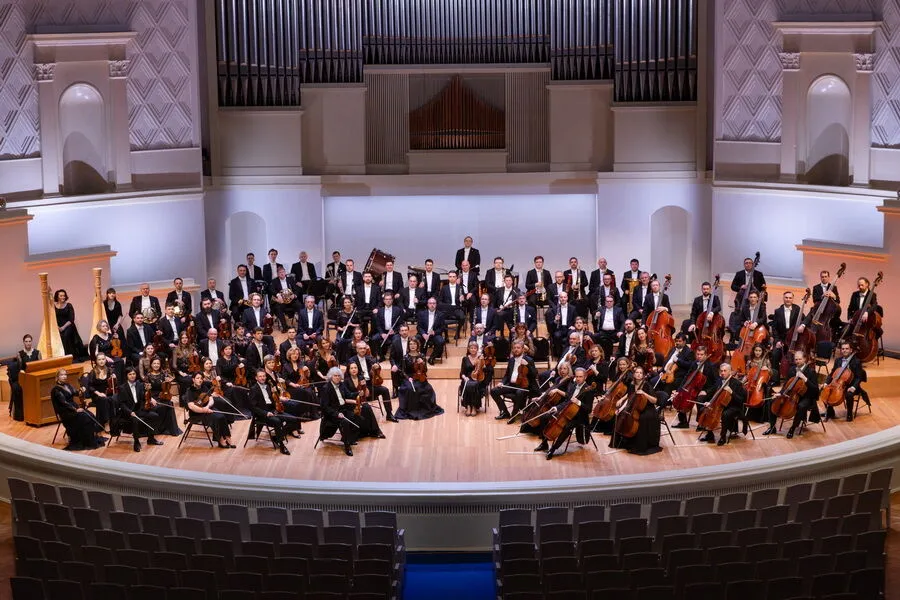 Виртуальный концертный зал на 12 августа